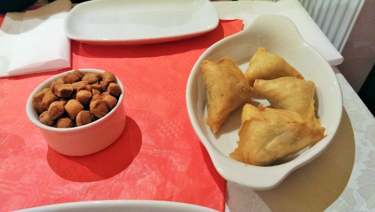 Chin chin samosa